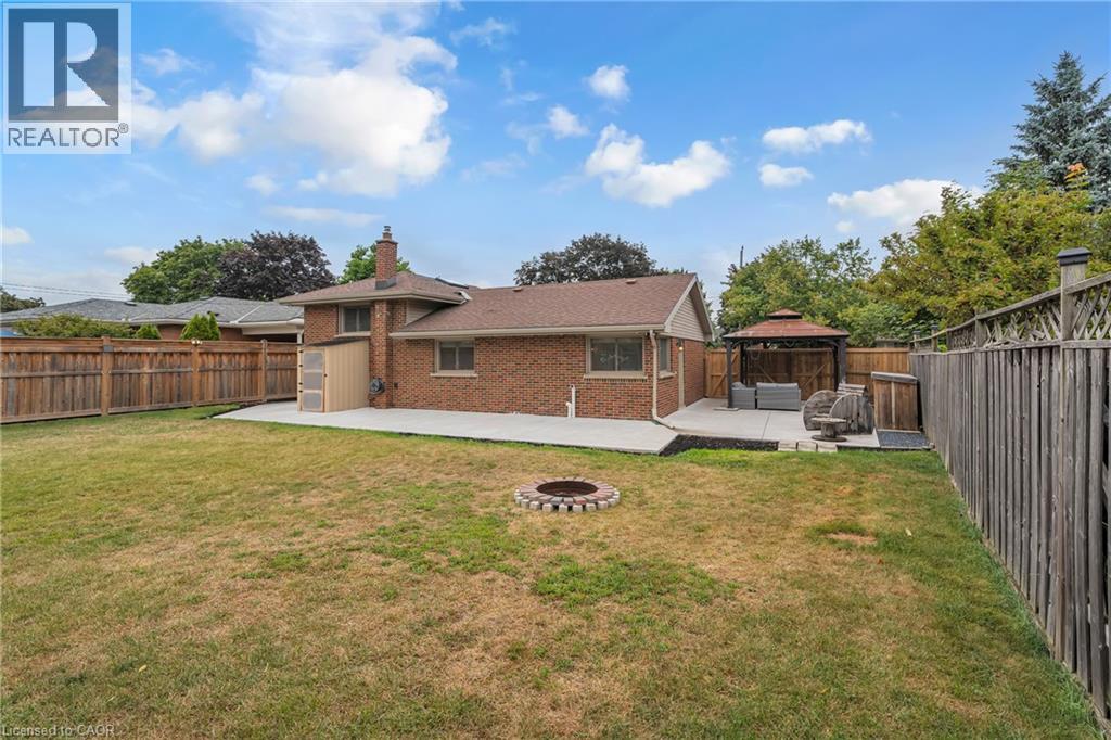 Photo 19 of 35 Hickery Place, Brantford ON