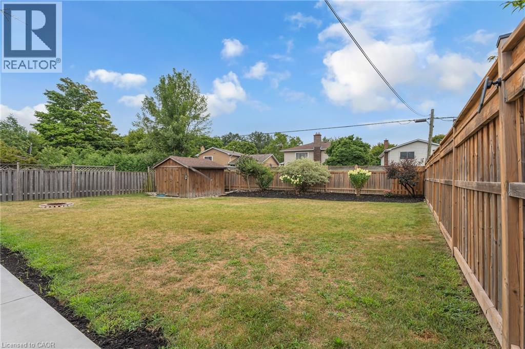 Photo 27 of 35 Hickery Place, Brantford ON