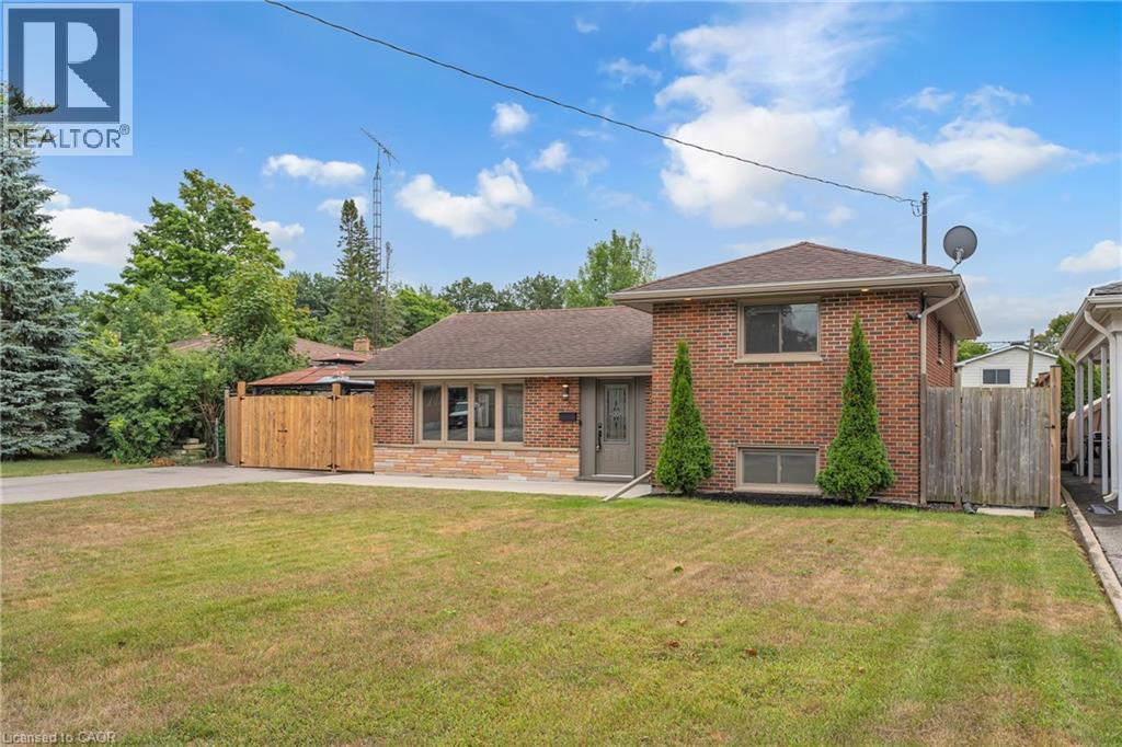Photo 29 of 35 Hickery Place, Brantford ON
