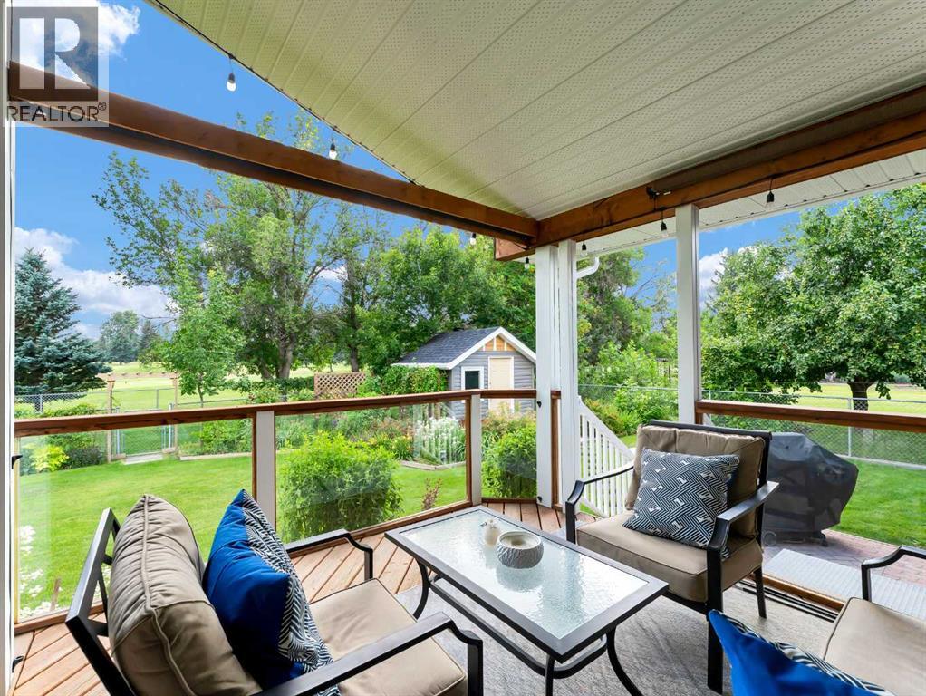 Single Family House Bungalow for Sale in  Clematis Court SE Connaught Medicine Hat 