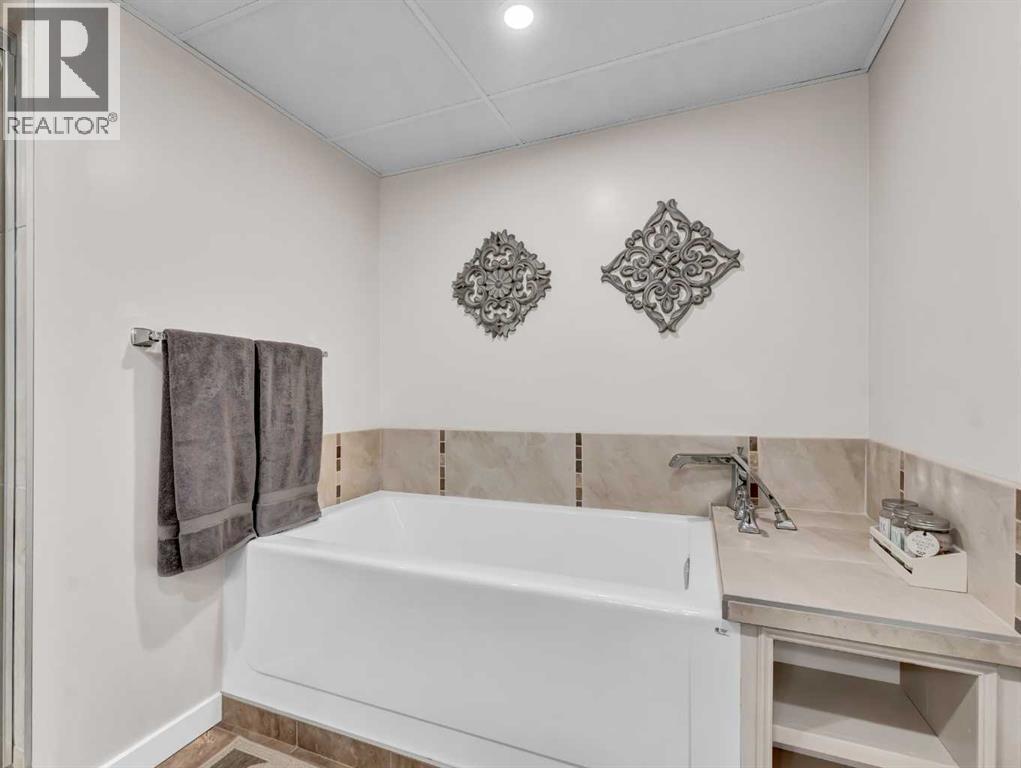 Single Family House Bungalow for Sale in  Clematis Court SE Connaught Medicine Hat 