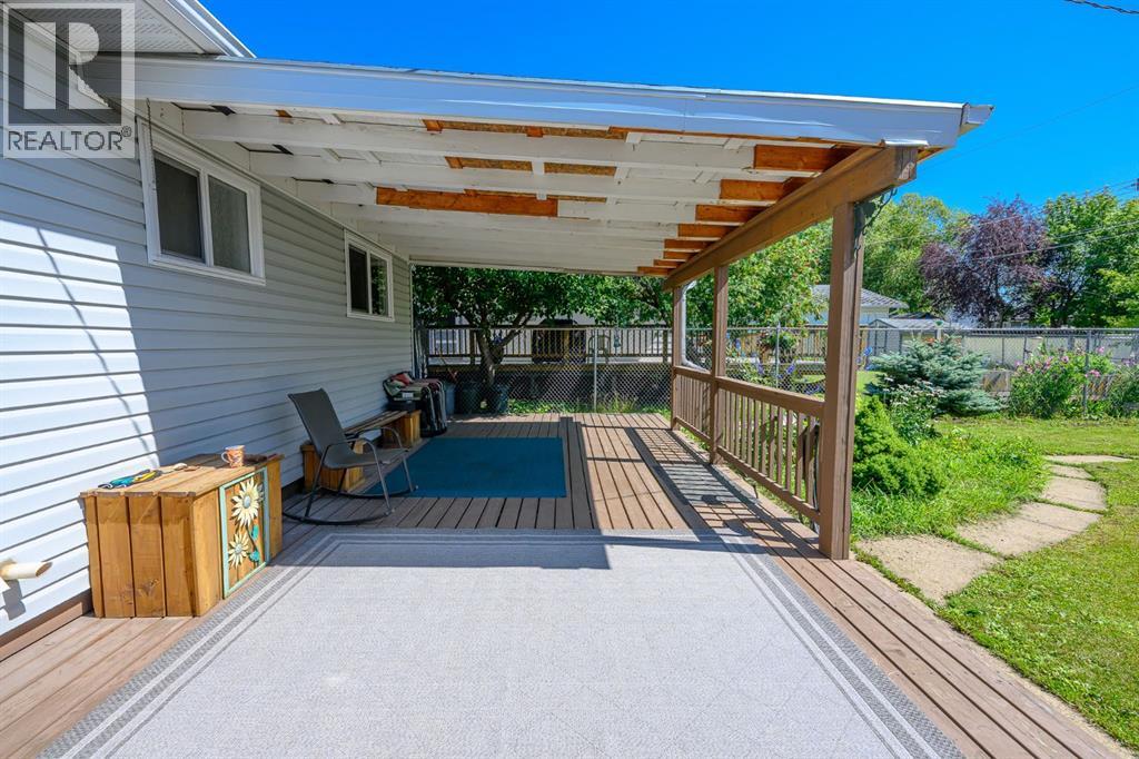 Single Family House Bungalow for Sale in   Avenue Mountview Grande Prairie 