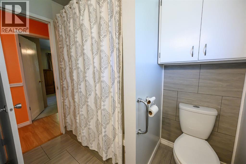 Single Family House Bungalow for Sale in   Avenue Mountview Grande Prairie 