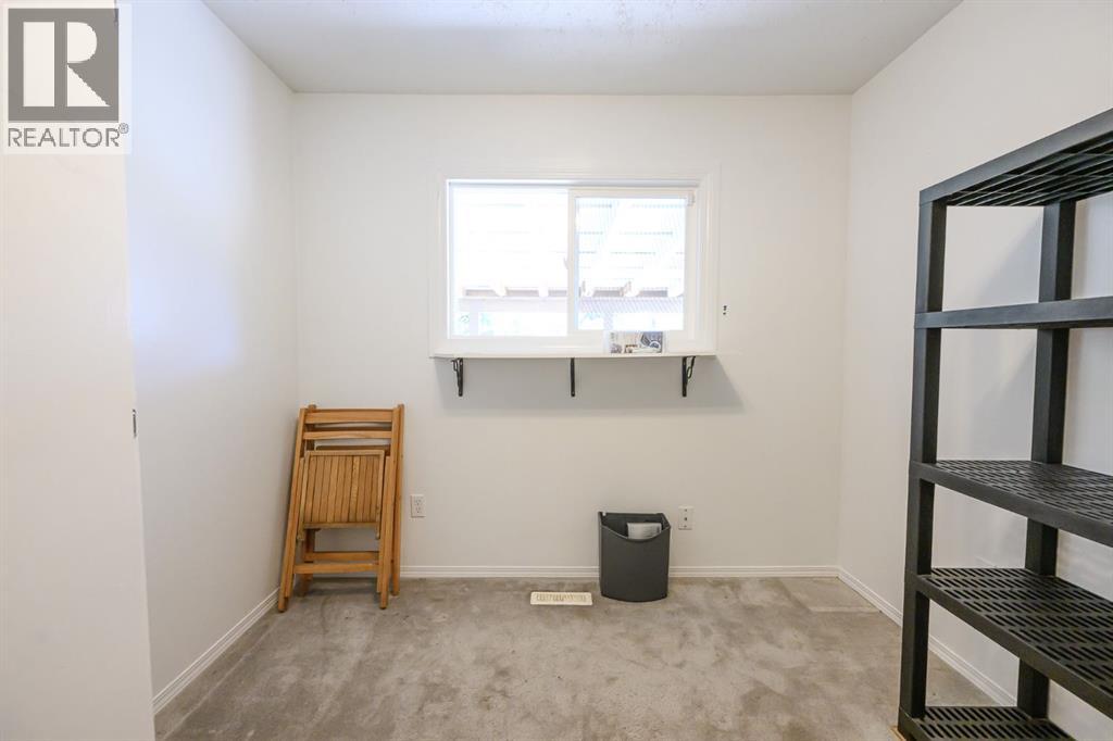Single Family House Bungalow for Sale in   Avenue Mountview Grande Prairie 