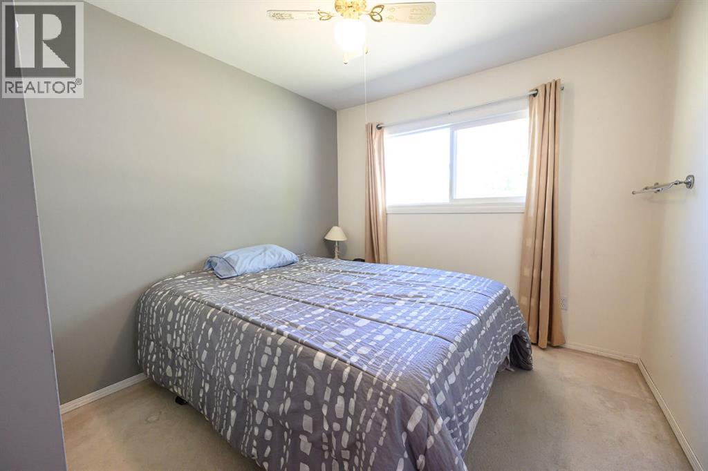 Single Family House Bungalow for Sale in   Avenue Mountview Grande Prairie 