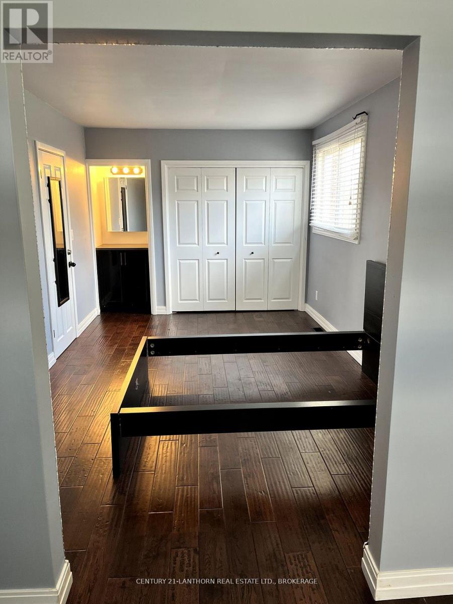 Photo 19 of 58 Cliff Crescent, Kingston ON