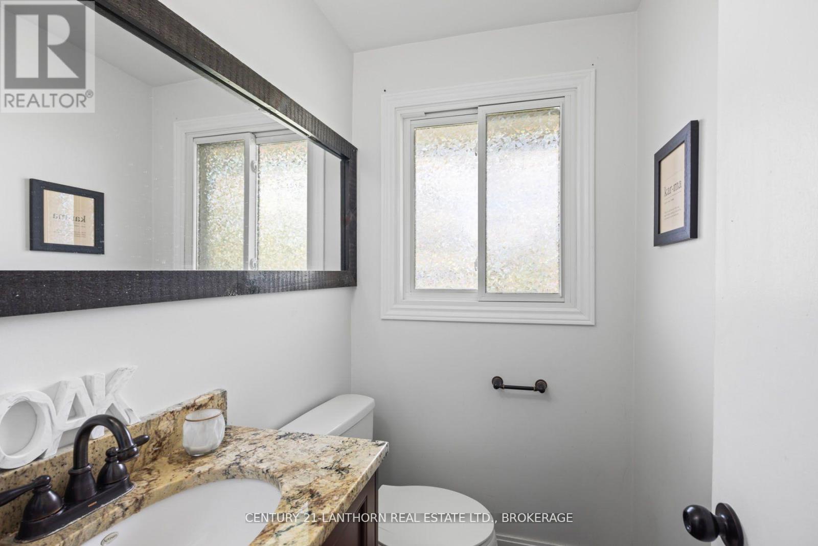 Photo 7 of 58 Cliff Crescent, Kingston ON