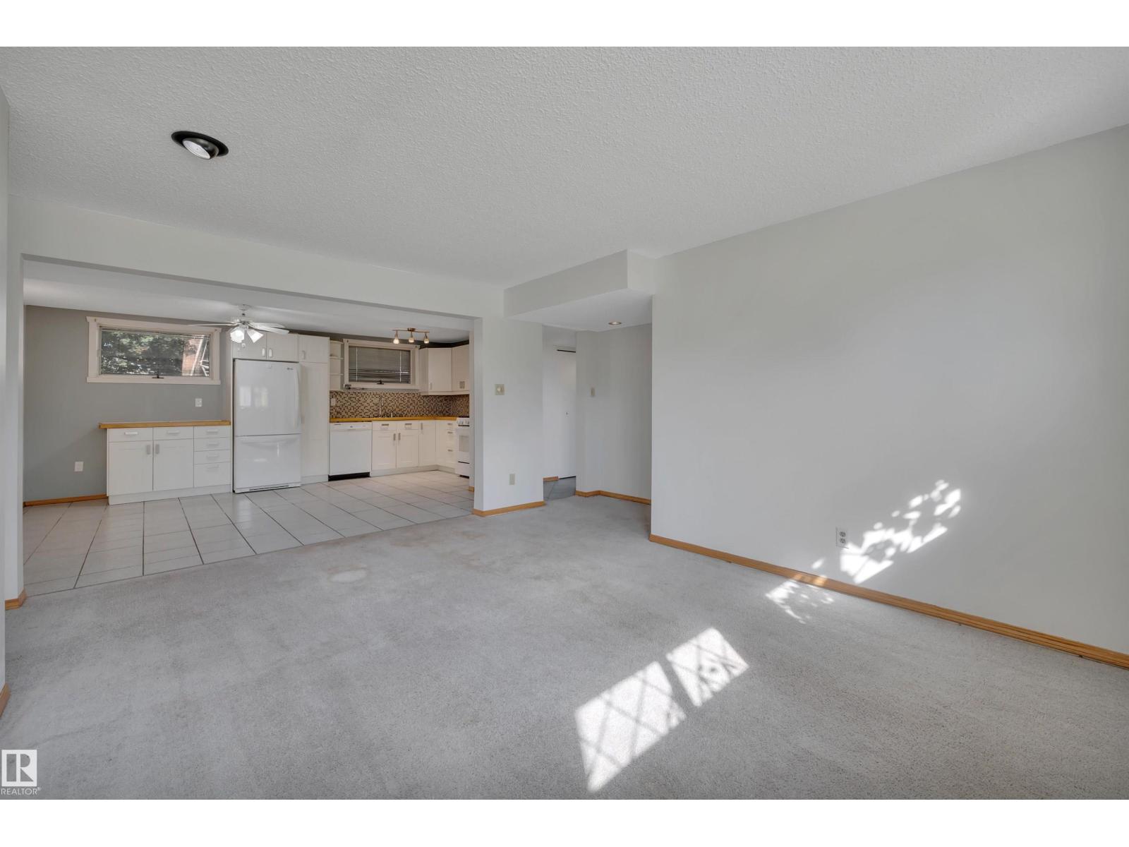 Photo 29 of 15020 83 St Nw, Edmonton AB