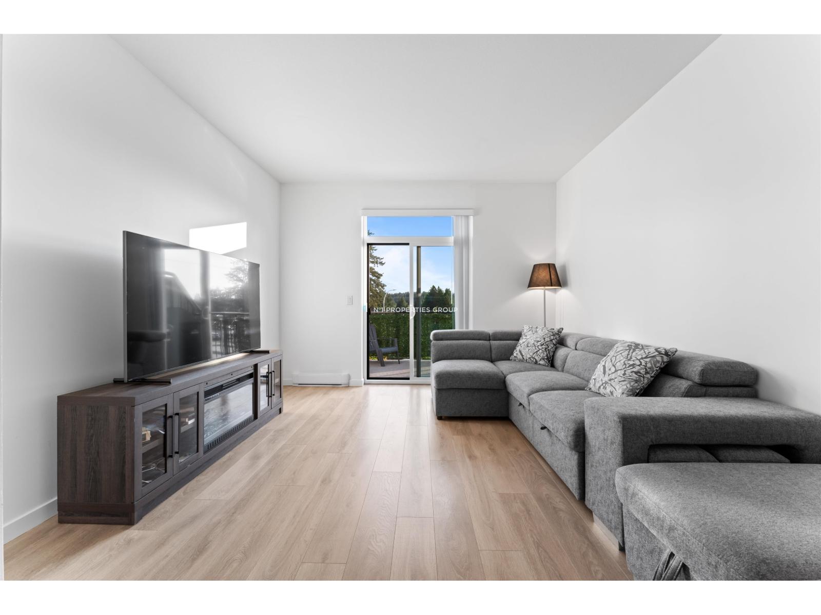 Photo 6 of 100 15235 Sitka Drive, Surrey BC