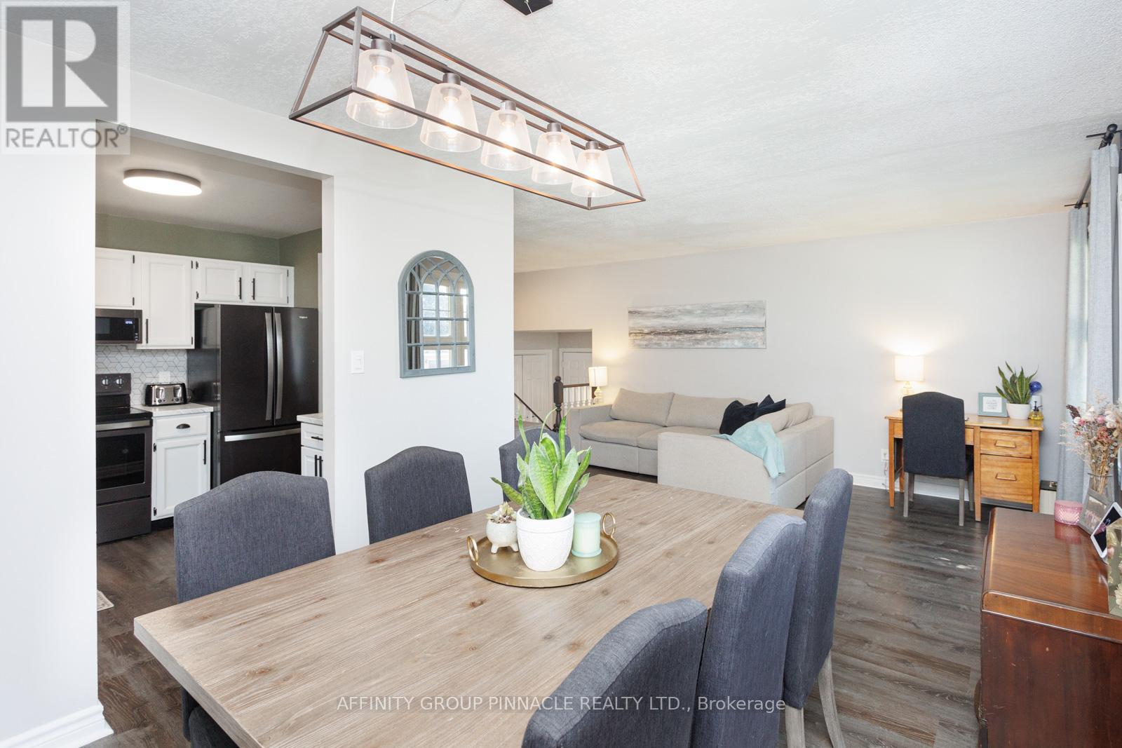 Photo 12 of 53 Madill Crescent, Kawartha Lakes ON