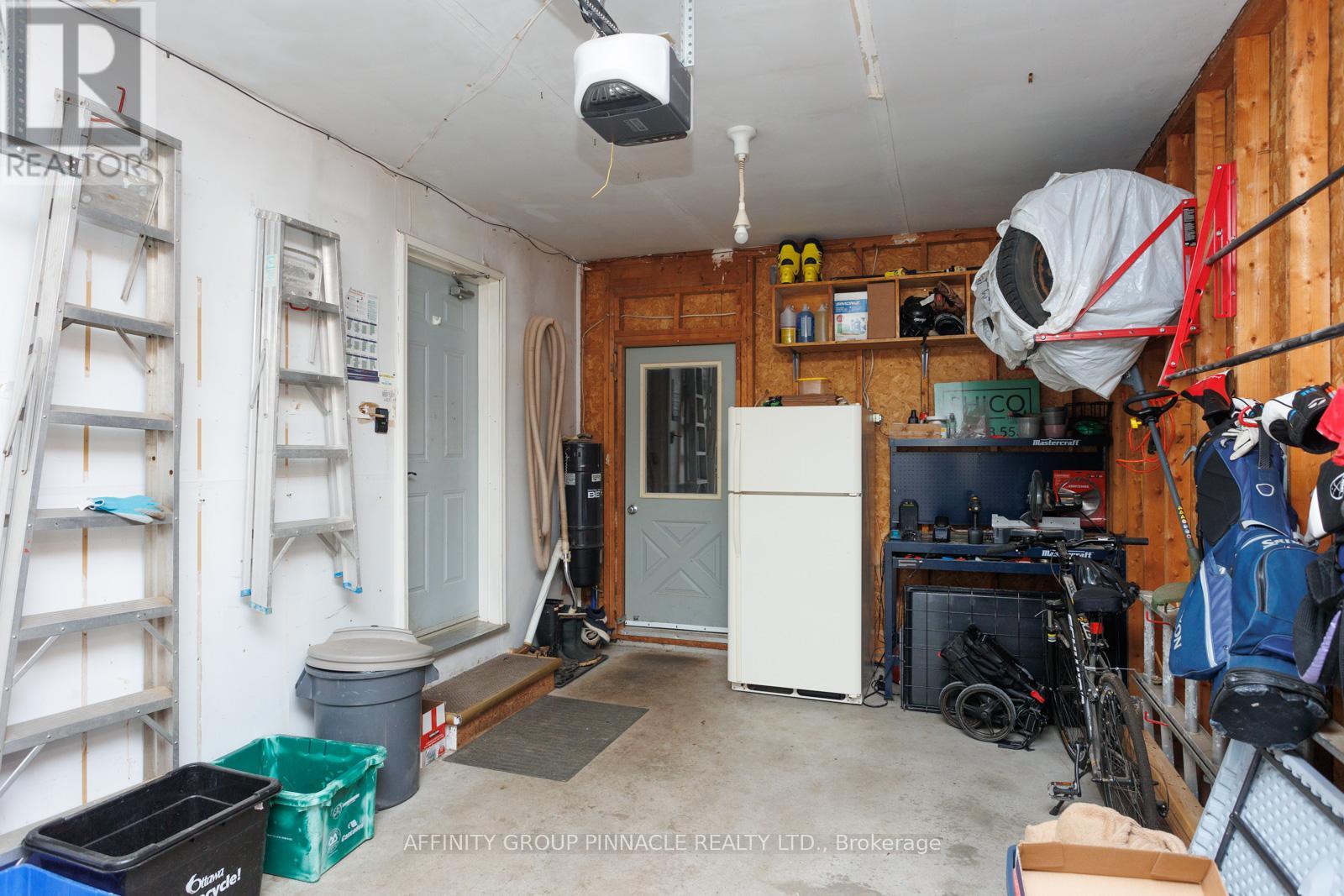 Photo 34 of 53 Madill Crescent, Kawartha Lakes ON