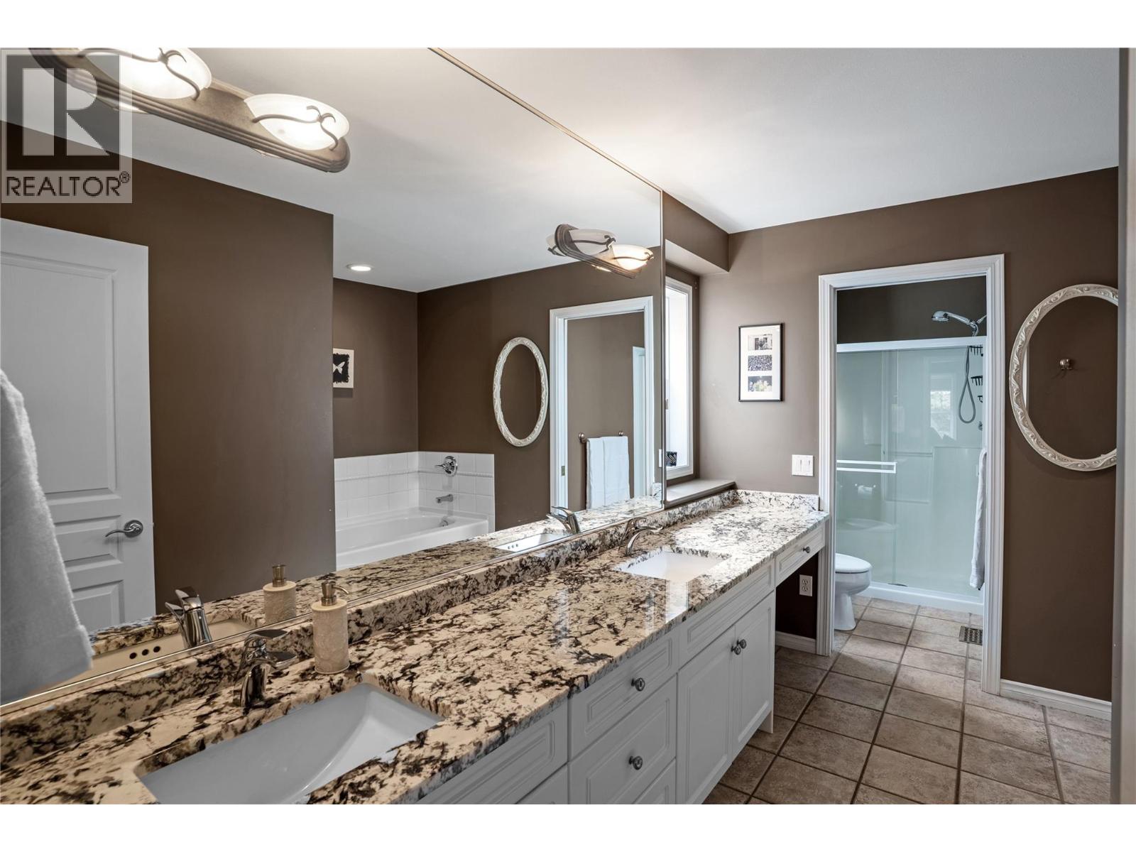 1083 CHILCOTIN CRESCENT - 17