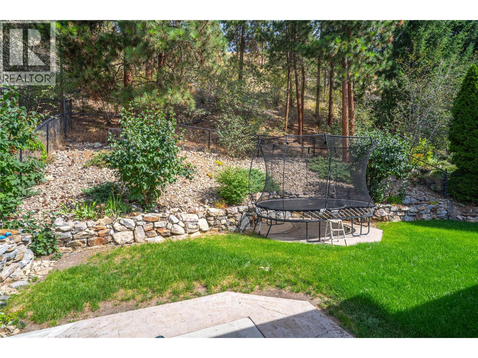 1083 CHILCOTIN CRESCENT - 4
