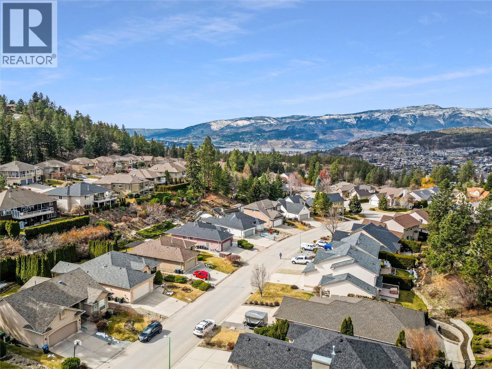 1083 CHILCOTIN CRESCENT - 25