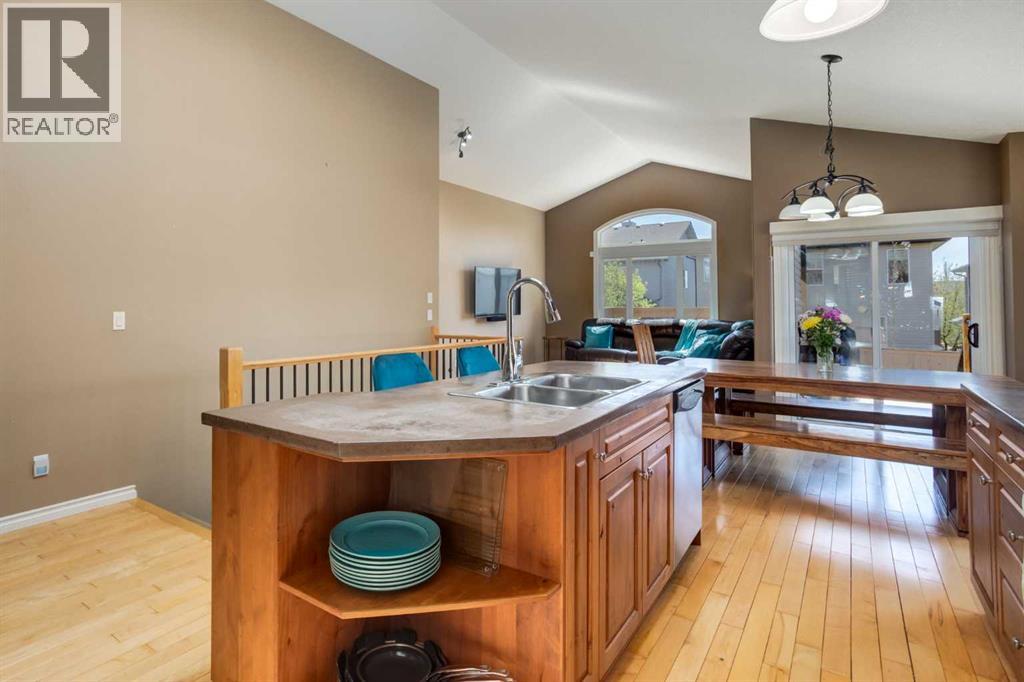 Single Family House Bungalow for Sale in  Rockmont Court NW Rocky Ridge Calgary 