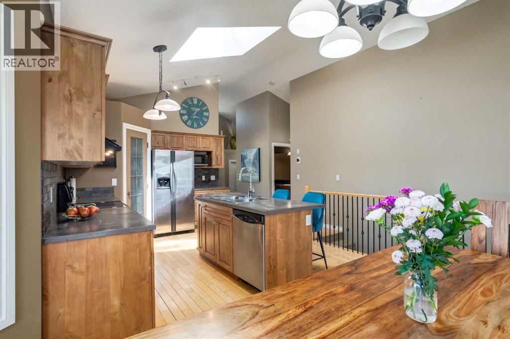 Single Family House Bungalow for Sale in  Rockmont Court NW Rocky Ridge Calgary 