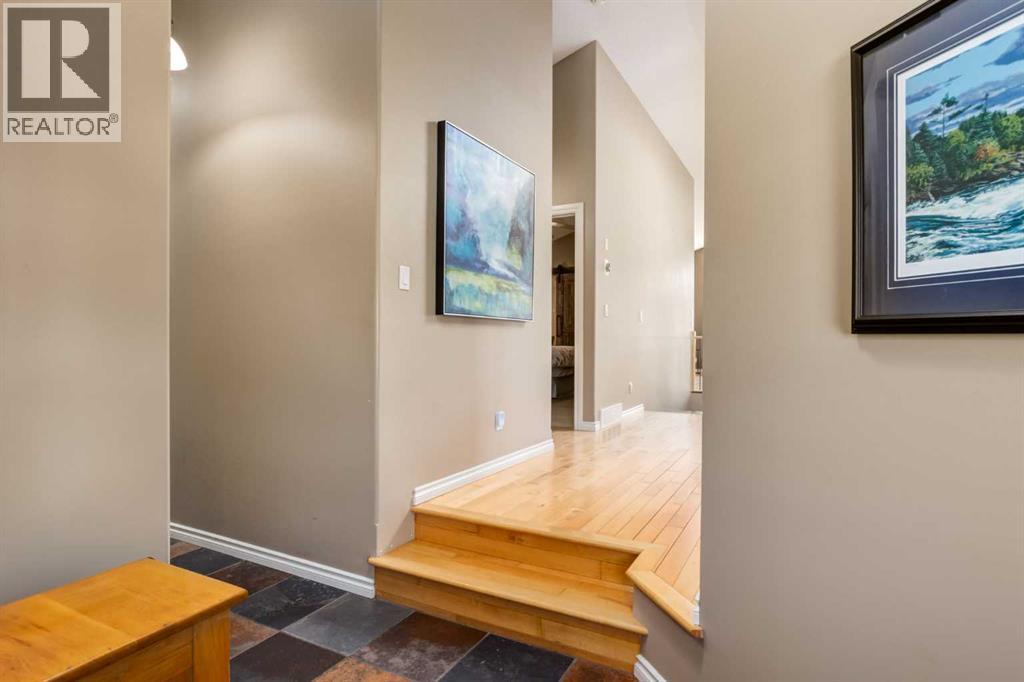 Single Family House Bungalow for Sale in  Rockmont Court NW Rocky Ridge Calgary 