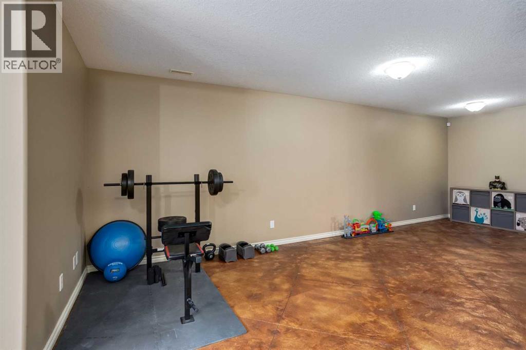 Single Family House Bungalow for Sale in  Rockmont Court NW Rocky Ridge Calgary 