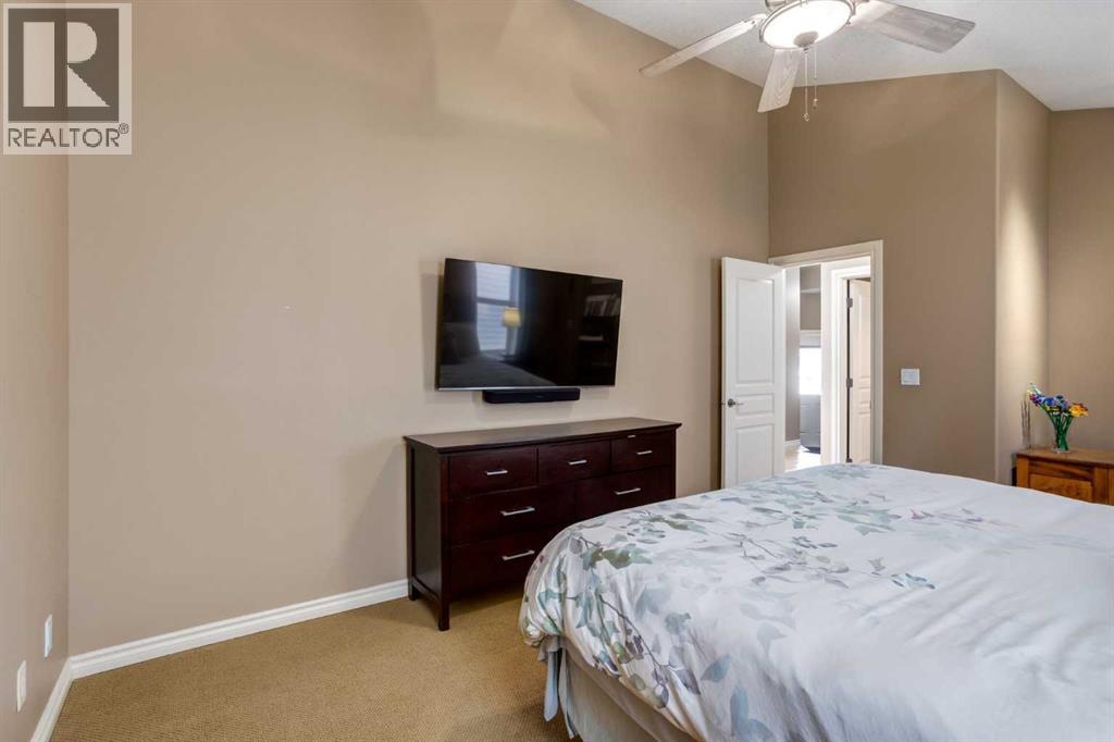 Single Family House Bungalow for Sale in  Rockmont Court NW Rocky Ridge Calgary 