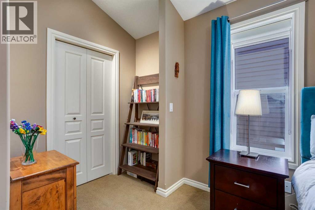 Single Family House Bungalow for Sale in  Rockmont Court NW Rocky Ridge Calgary 