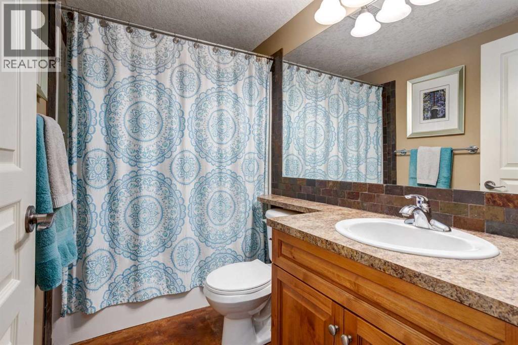 Single Family House Bungalow for Sale in  Rockmont Court NW Rocky Ridge Calgary 