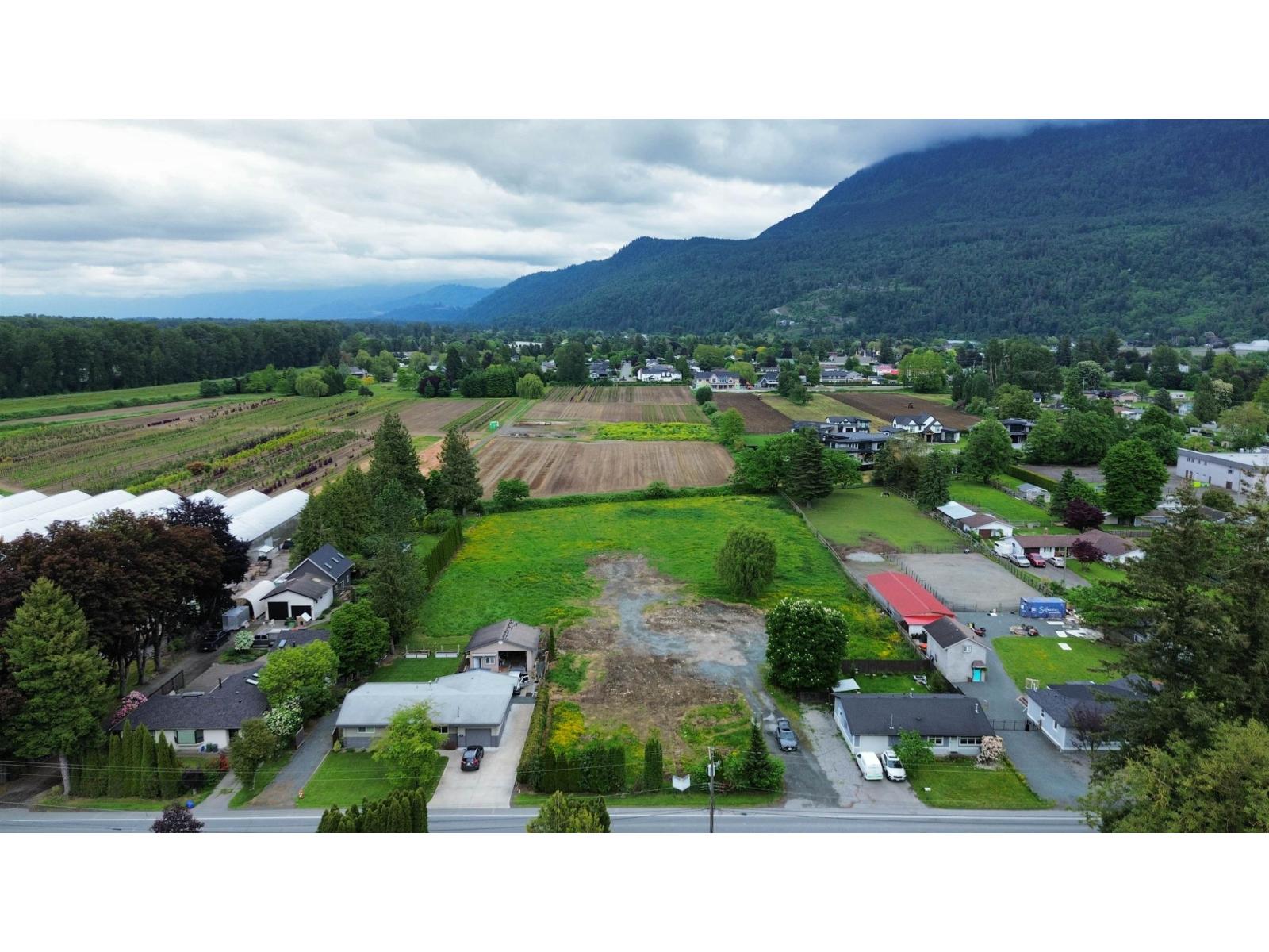 Photo 1 of 4 4524 No 3 Road Yarrow, Chilliwack BC