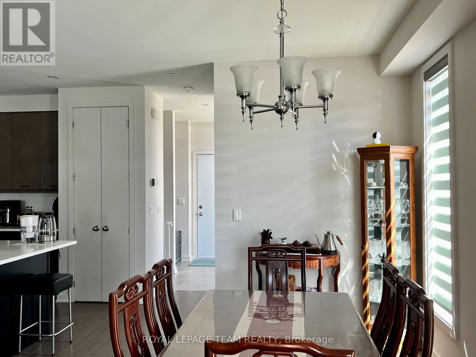 Photo 10 of 891 Chipping Circle, Ottawa ON