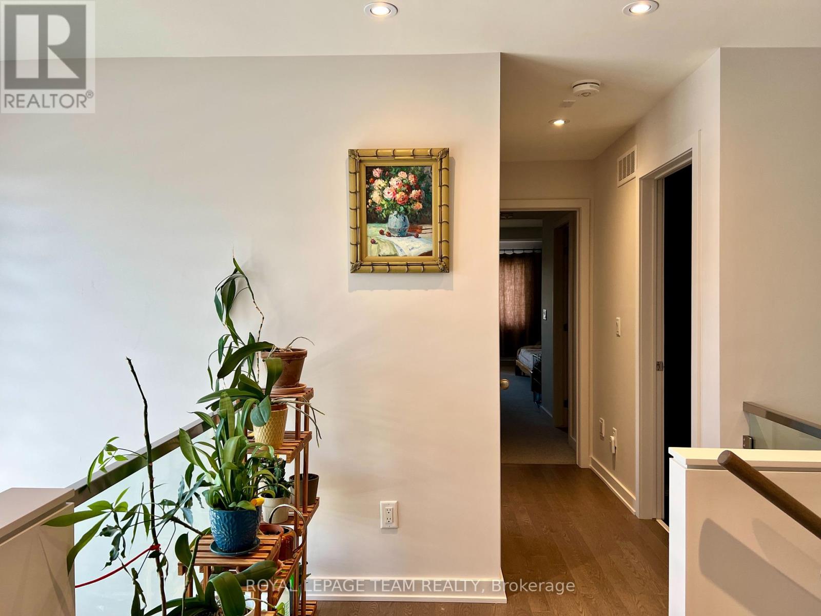 Photo 14 of 891 Chipping Circle, Ottawa ON