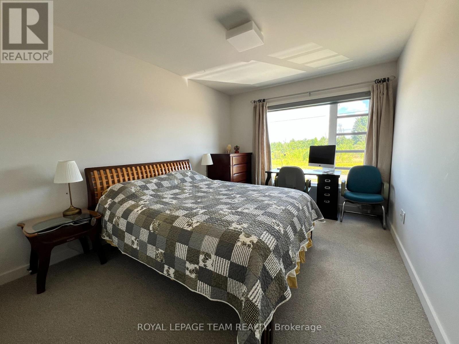 Photo 18 of 891 Chipping Circle, Ottawa ON