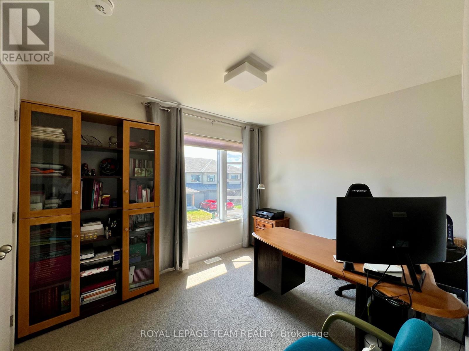 Photo 19 of 891 Chipping Circle, Ottawa ON