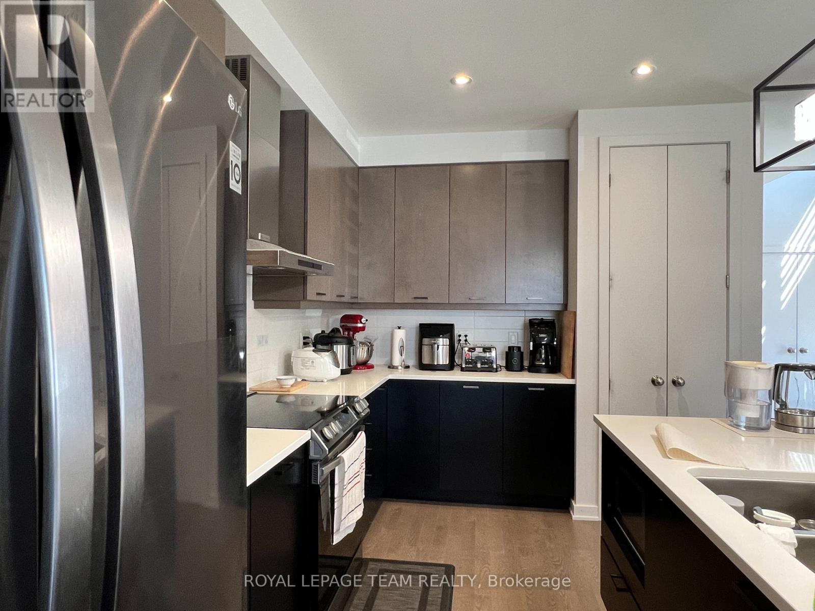 Photo 8 of 891 Chipping Circle, Ottawa ON