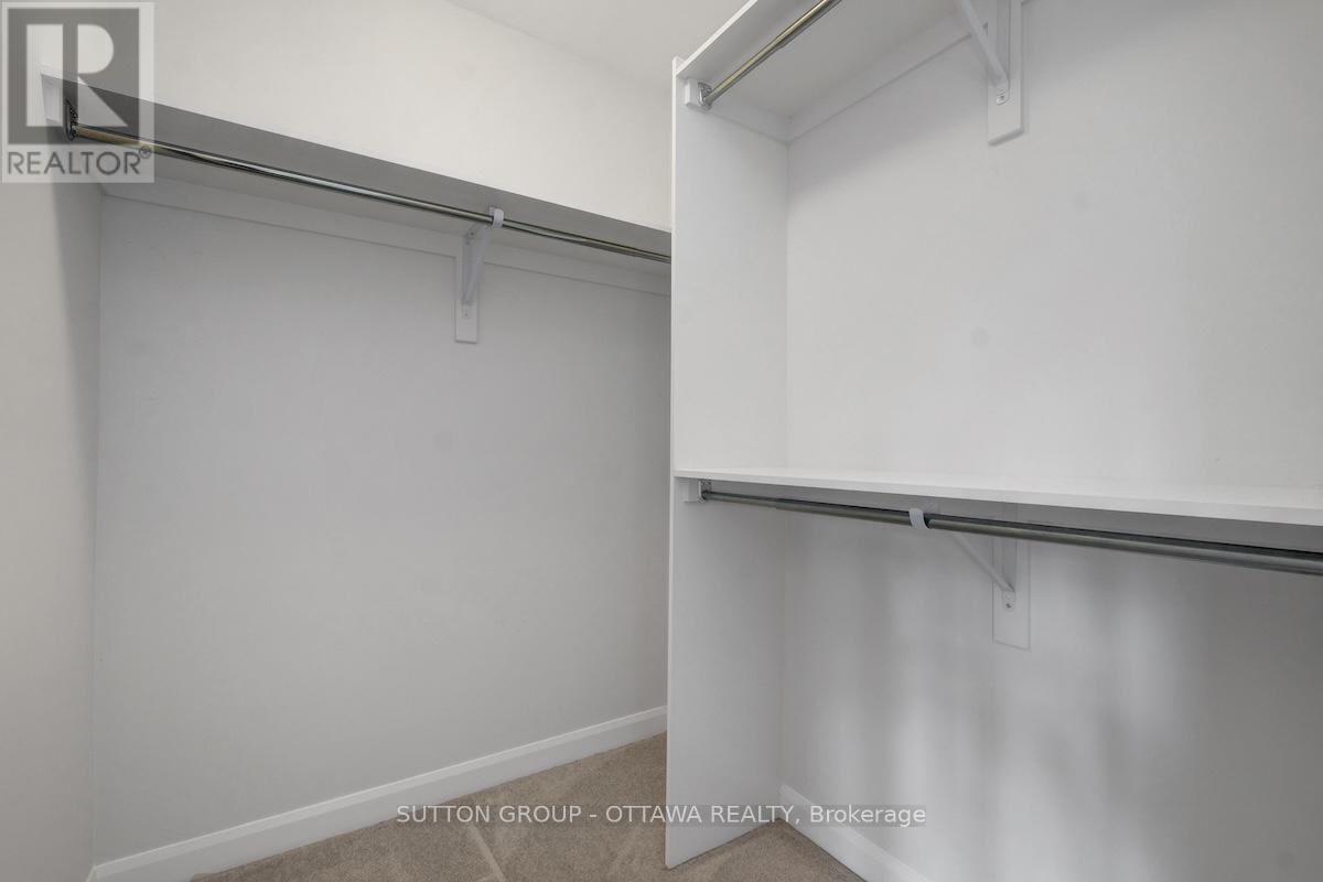 Photo 23 of 926 Athenry Court, Ottawa ON