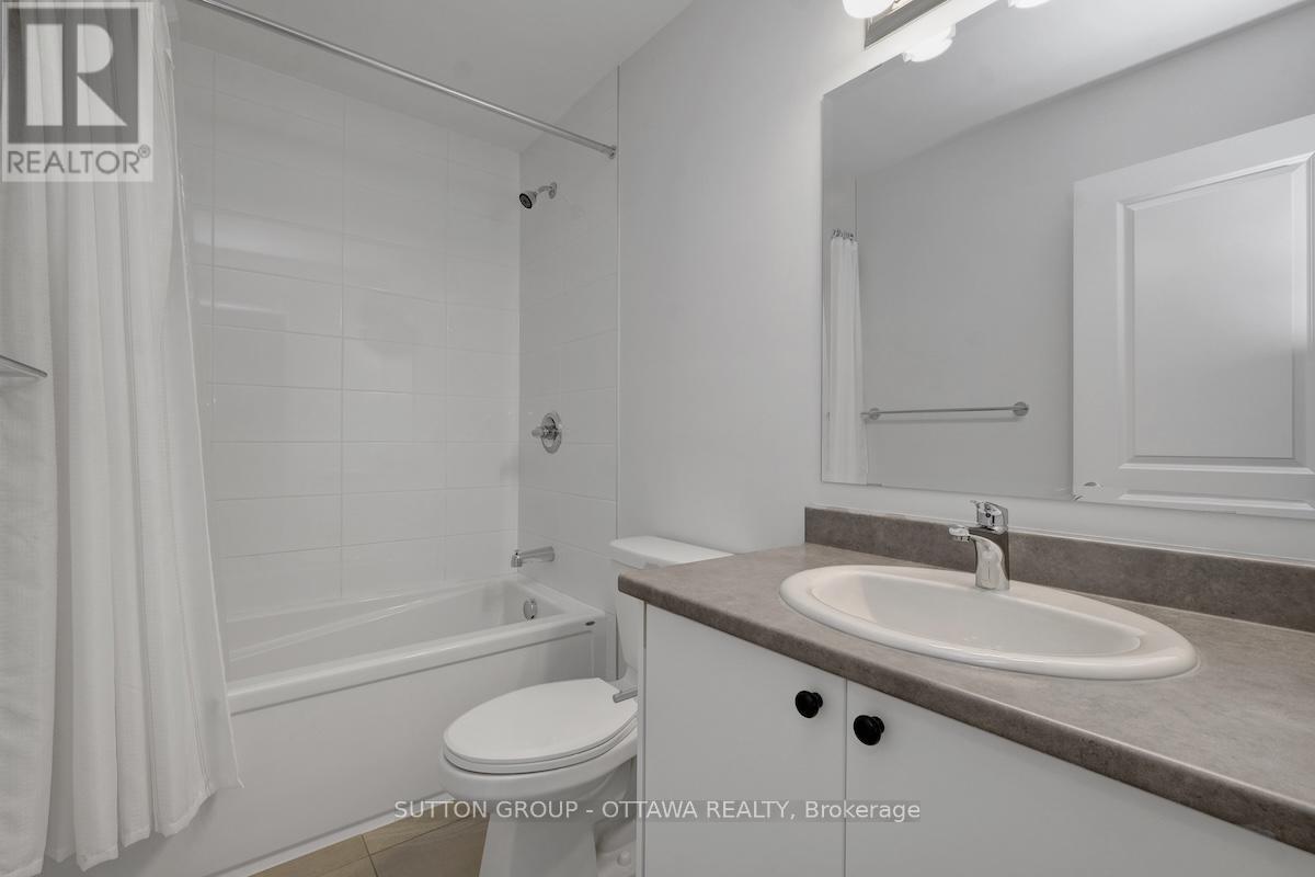 Photo 26 of 926 Athenry Court, Ottawa ON