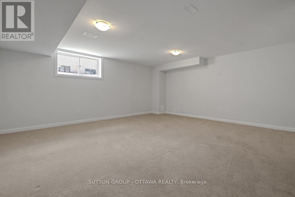 Photo 28 of 926 Athenry Court, Ottawa ON