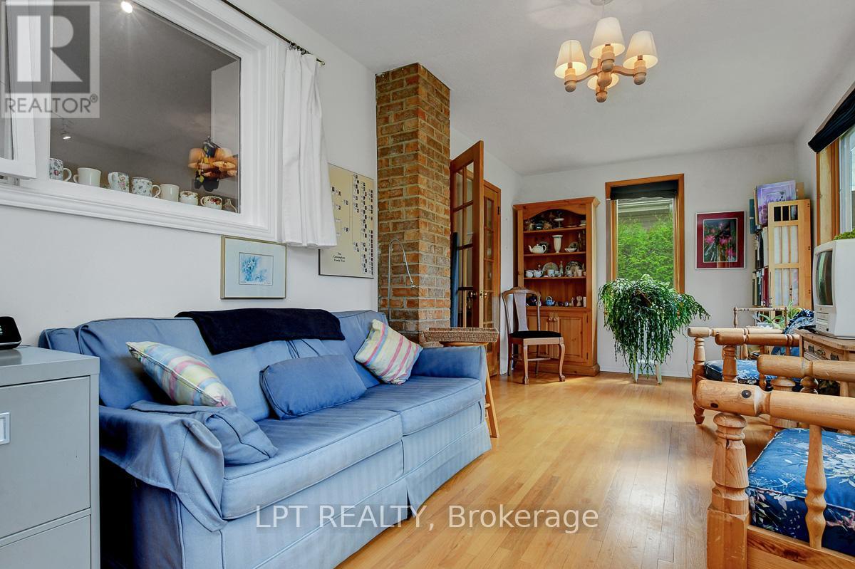 Photo 13 of 3008 Mccarthy Road, Ottawa ON