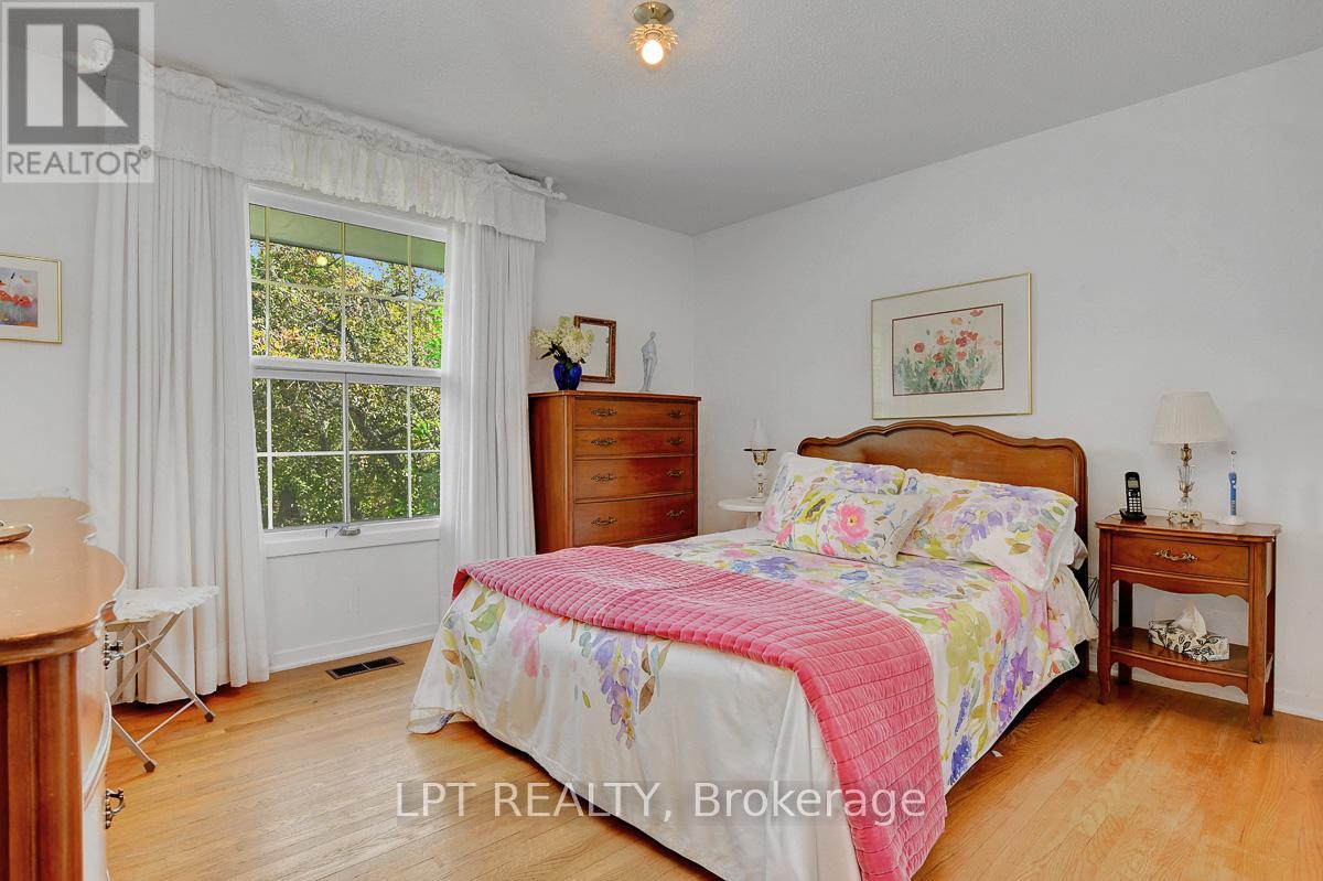 Photo 21 of 3008 Mccarthy Road, Ottawa ON
