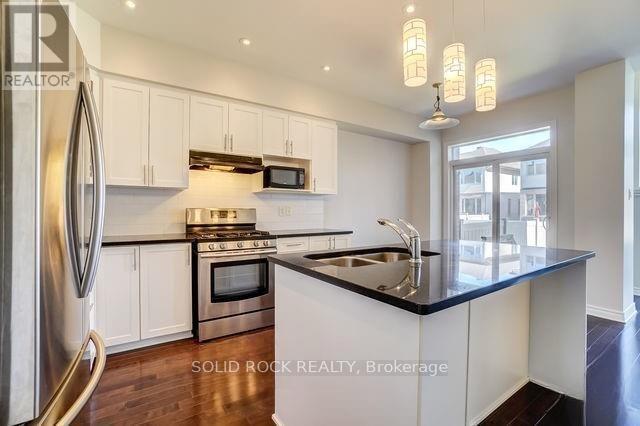 Photo 10 of 604 Tennant Way, Ottawa ON