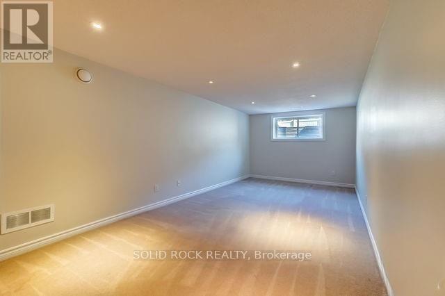 Photo 24 of 604 Tennant Way, Ottawa ON
