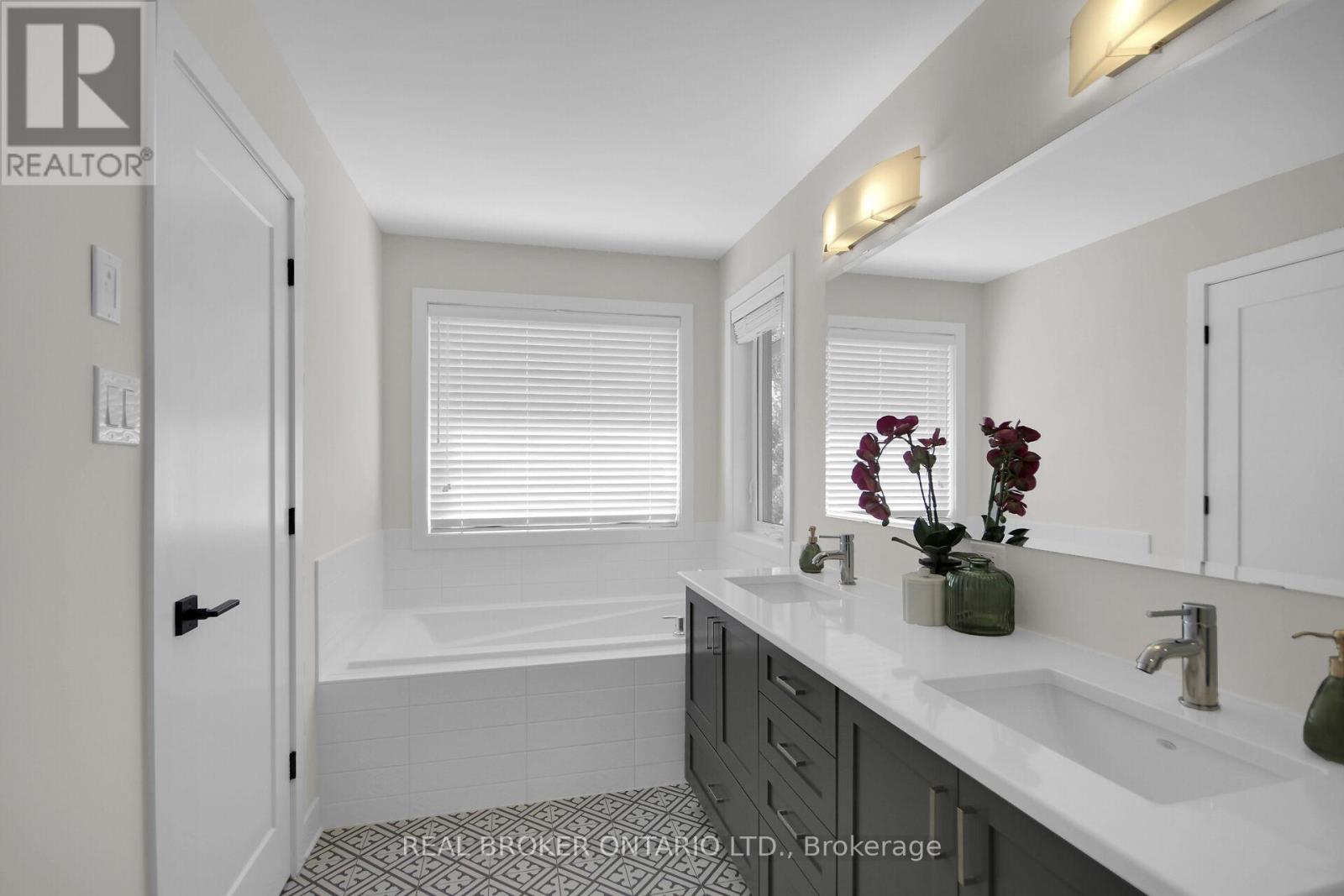Photo 19 of 134 Crevasse Road, Ottawa ON