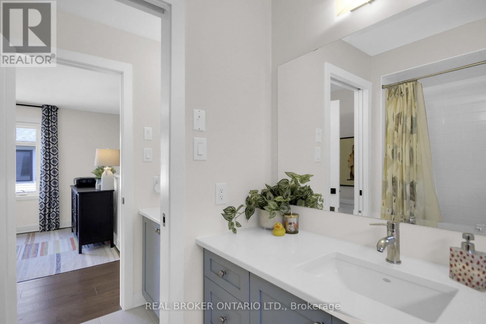 Photo 23 of 134 Crevasse Road, Ottawa ON
