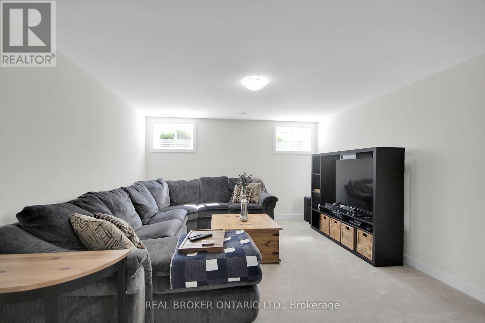 Photo 24 of 134 Crevasse Road, Ottawa ON