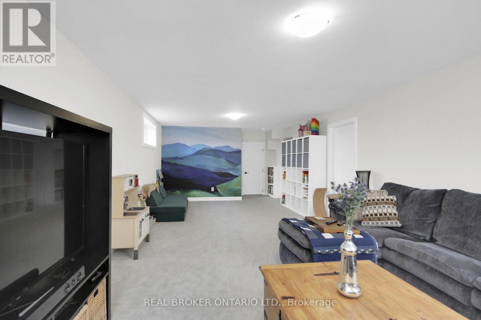 Photo 26 of 134 Crevasse Road, Ottawa ON