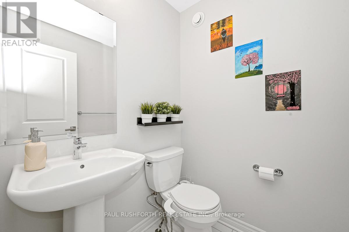 Photo 19 of 512 Edenwylde Drive, Ottawa ON