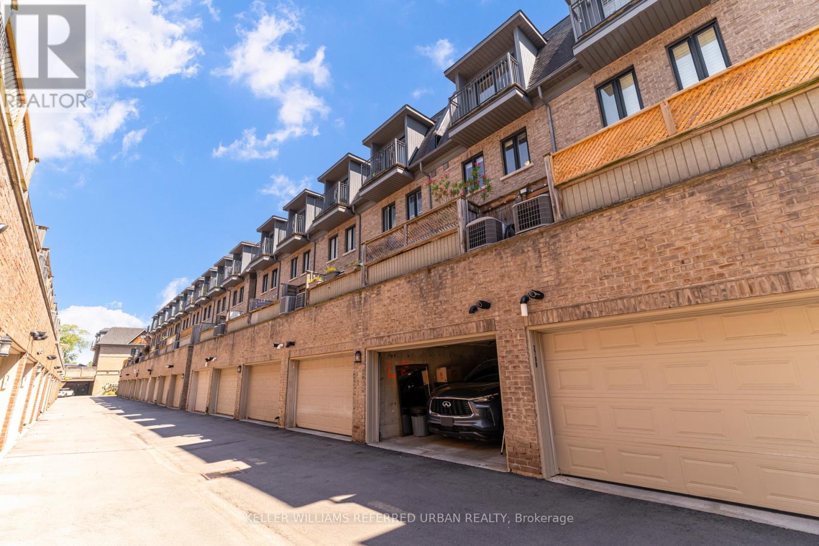 Photo 33 of 270 A Bering Avenue, Toronto ON