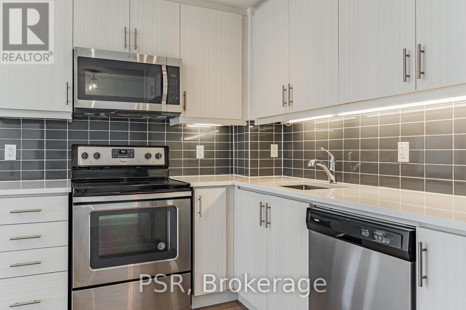 Photo 4 of 812 17 Zorra Street, Toronto ON