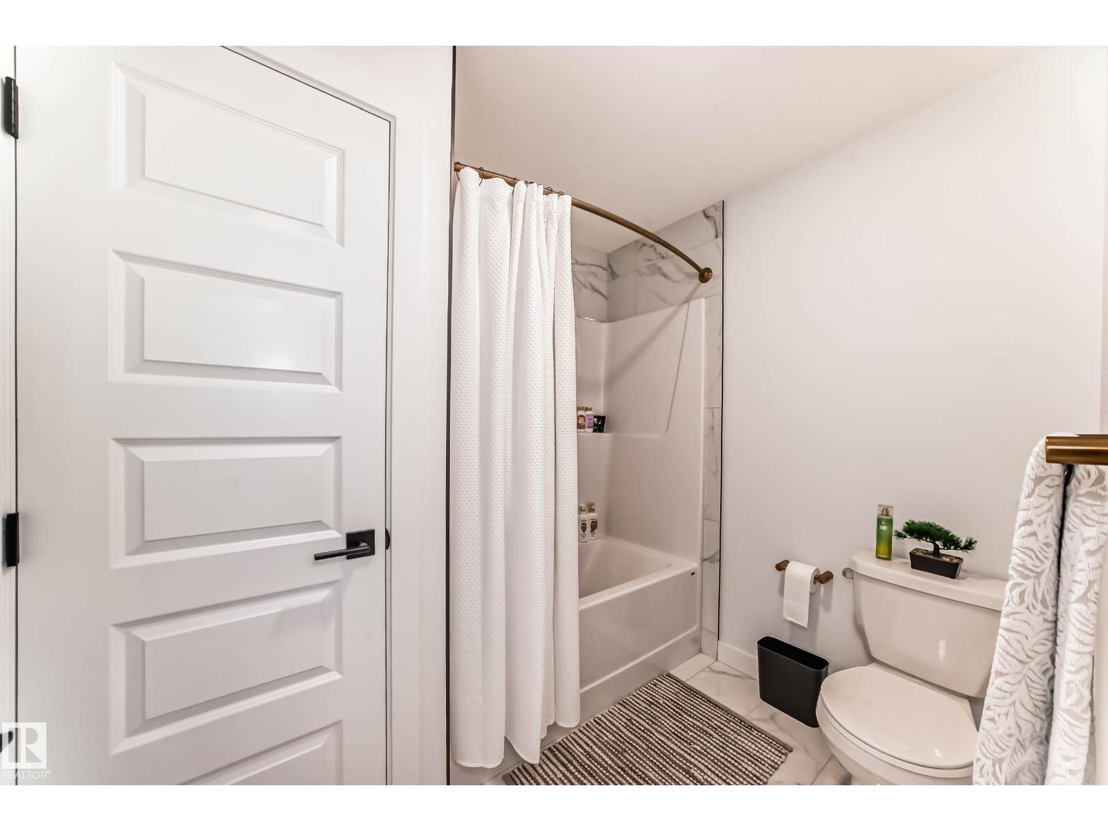 Photo 39 of 2648 208 St Nw, Edmonton AB