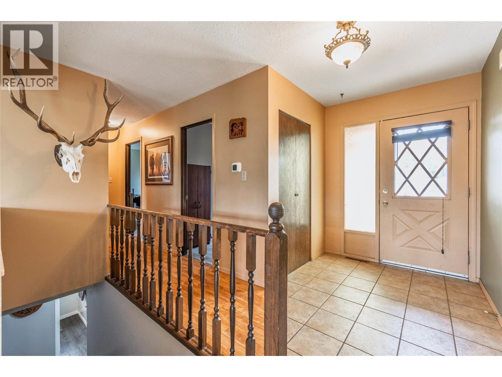  6563 Mountainview Drive, Oliver