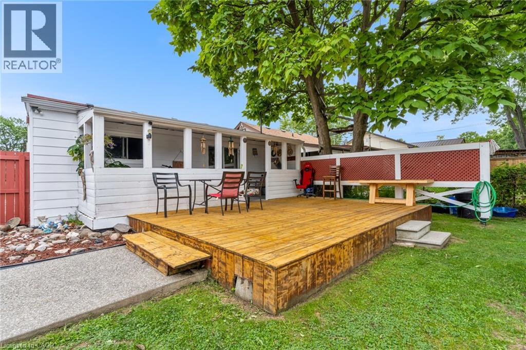 Photo 5 of 6277 Skinner Street, Niagara Falls ON