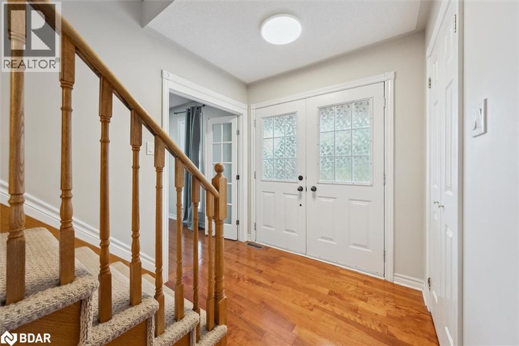 Photo 7 of 20 Mcfadden Drive, Hillsdale ON