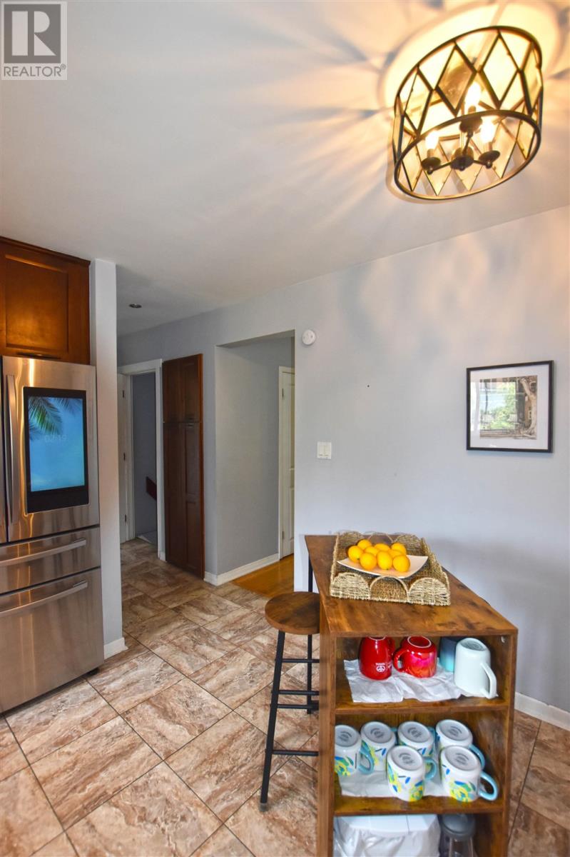 Photo 23 of 123 Palace Dr, Sault Ste Marie ON